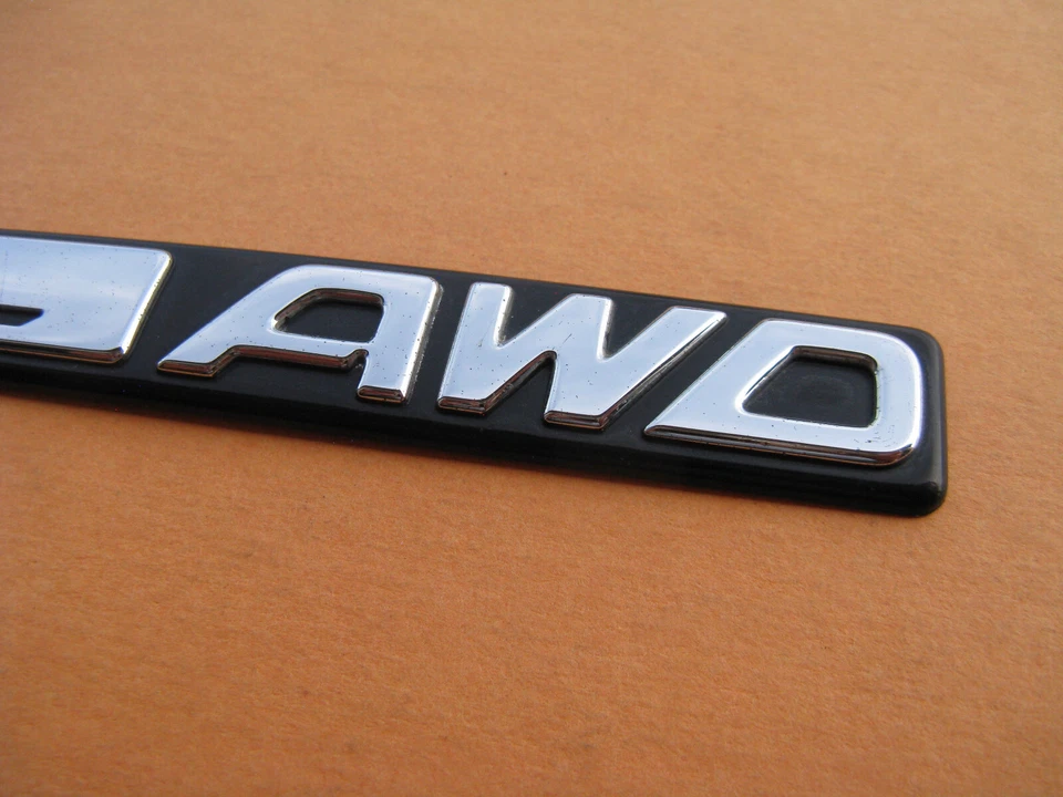 SUBARU LEGACY IMPREZA FORESTER L AWD MALETERO TRASERO CROMO EMBLEMA LOGOTIPO INSIGNIA A45880 Foto 3 de 4