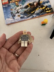 Lego Super Heroes Arctic Batman vs Mr Freeze 76000 Retired And Rare