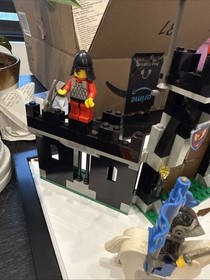 Vintage LEGO Castle Set 6059 Knight's Stronghold 100% Complete with Instructions