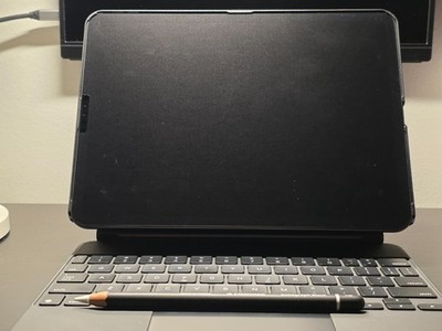 iPad Pro 11'' (3rd Gen) 256GB - Space Gray - Bundle