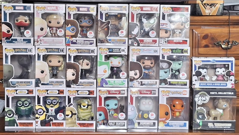 Lot of 20 Funkos