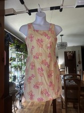 Y2K Vintage Lilly Pulitzer Sleeveless Yellow Summer Dress with Pink Floral Print