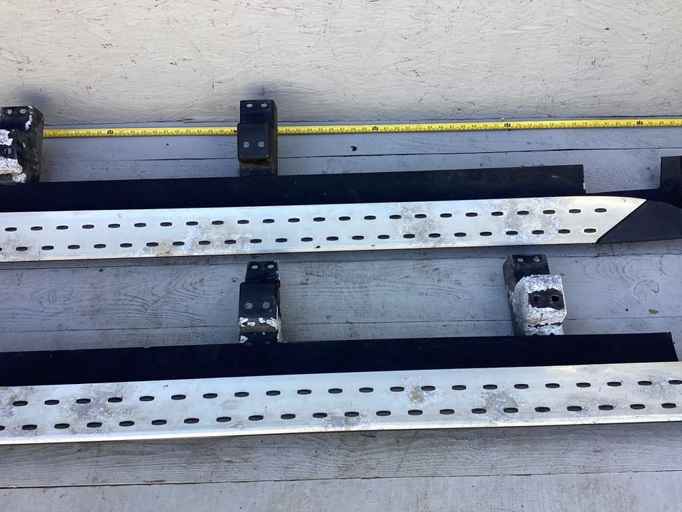 2007-2009 Acura MDX Left & Right Side Step Running Board Panel Set of 2 OEM - Image 3 of 4