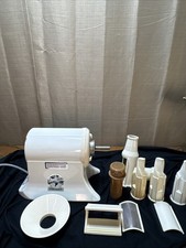 Champion G5-NG-853S White Color Juicer with Attachments **Good Clean Condition**