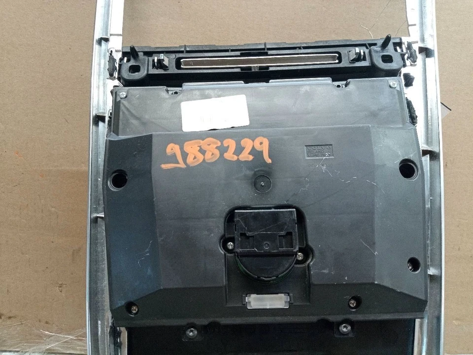  VOLVO XC60 Audio Equipment Radio Control Panel Radio And Heat Fits 2014-2018 - Image 4 of 4