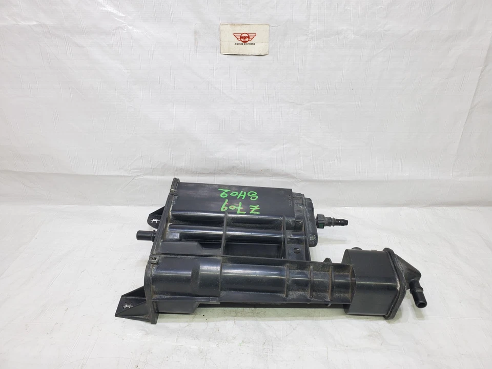 2017-2021 Cadillac XT5 Charcoal Fuel Vapor Canister OEM 84180451 Foto 4 de 4