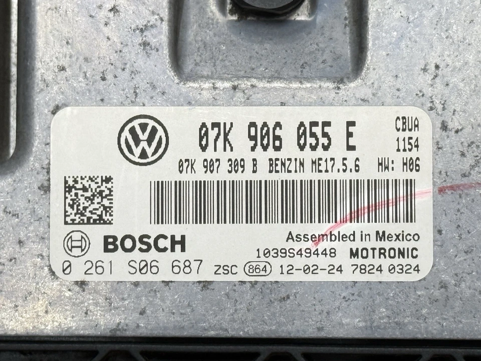 Volkswagen Beetle 2012 motor 2,5 L computador ecu ecm pcm 07k906055e programado Foto 3 de 4