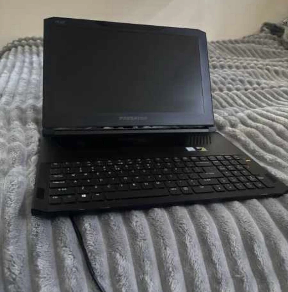 Acer Predator Triton 700 15.6” i7 32GB RAM 512GB SSD GTX 1060 Gaming Laptop - Image 2 of 4