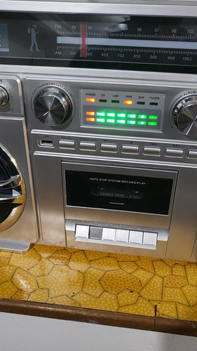 Flea-Market Large Retro Boombox CD Tape Aux Bluetooth Radio USB Boxed! - Video 1 of 1
