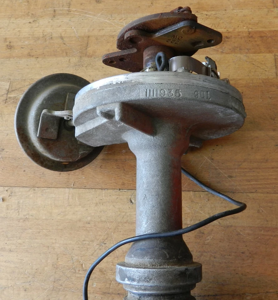 1970 Oldsmobile Toronado A/T W/O W34 455ci distribuidor de ignição usado 1111935 9D1 - Imagem 2 de 4