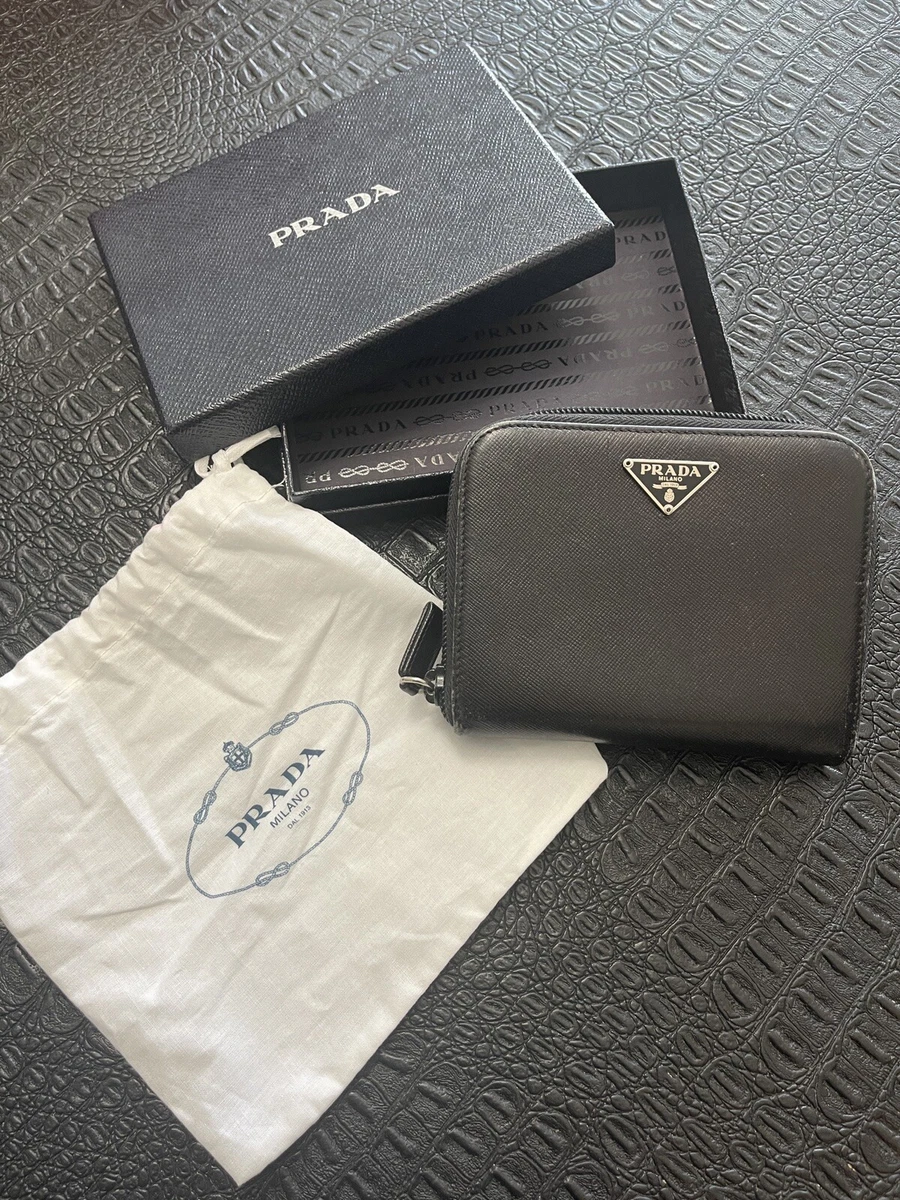 Prada clearance wallet silver