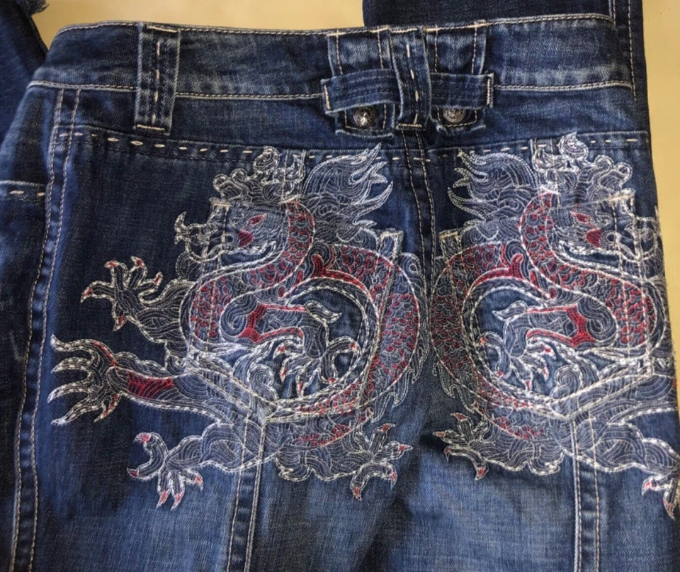 JET SET JSX Gr. 1 (34/36) Couture Designer Jeans Drachenstickerei + Beinnaht - Bild 3 von 4