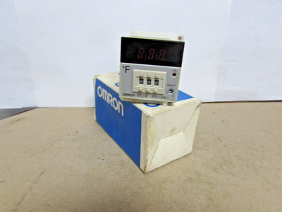 Omron Model E5C4-R20J Temperature Contoller Module 110/120V (NEW - OPEN BOX)