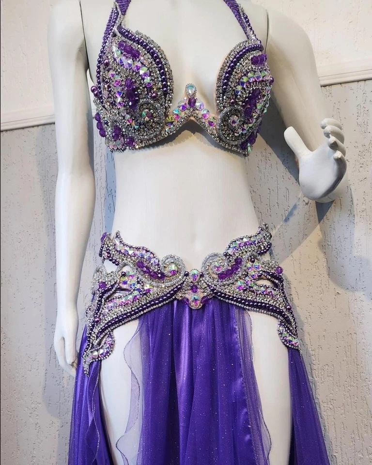 Hecho a pedido Disfraz de danza del vientre de cristal púrpura: vestido de estrás de festival Foto 4 de 4