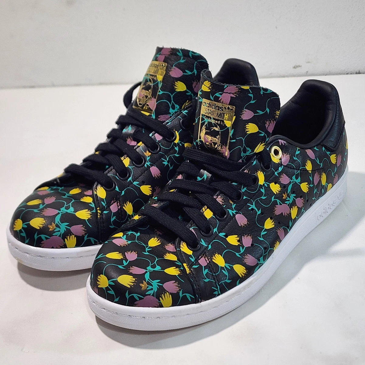 adidas gazelle silver green womens ADIDAS Stan Smith Sneakers