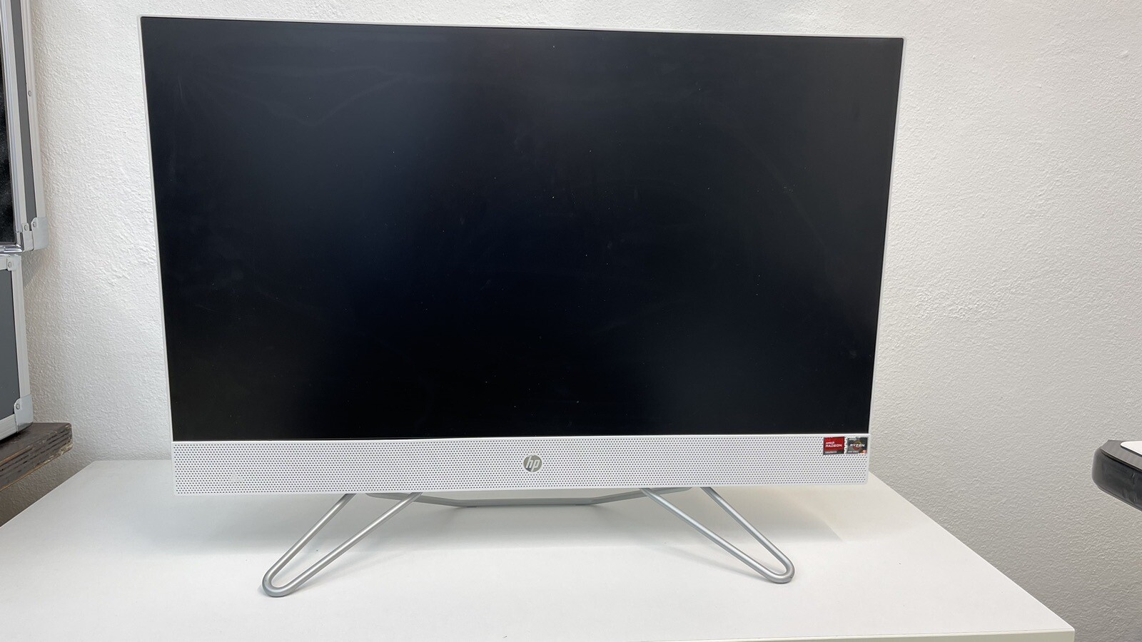 hp all in one 27-cb0006nl NON FUNZIONANTE ROTTO