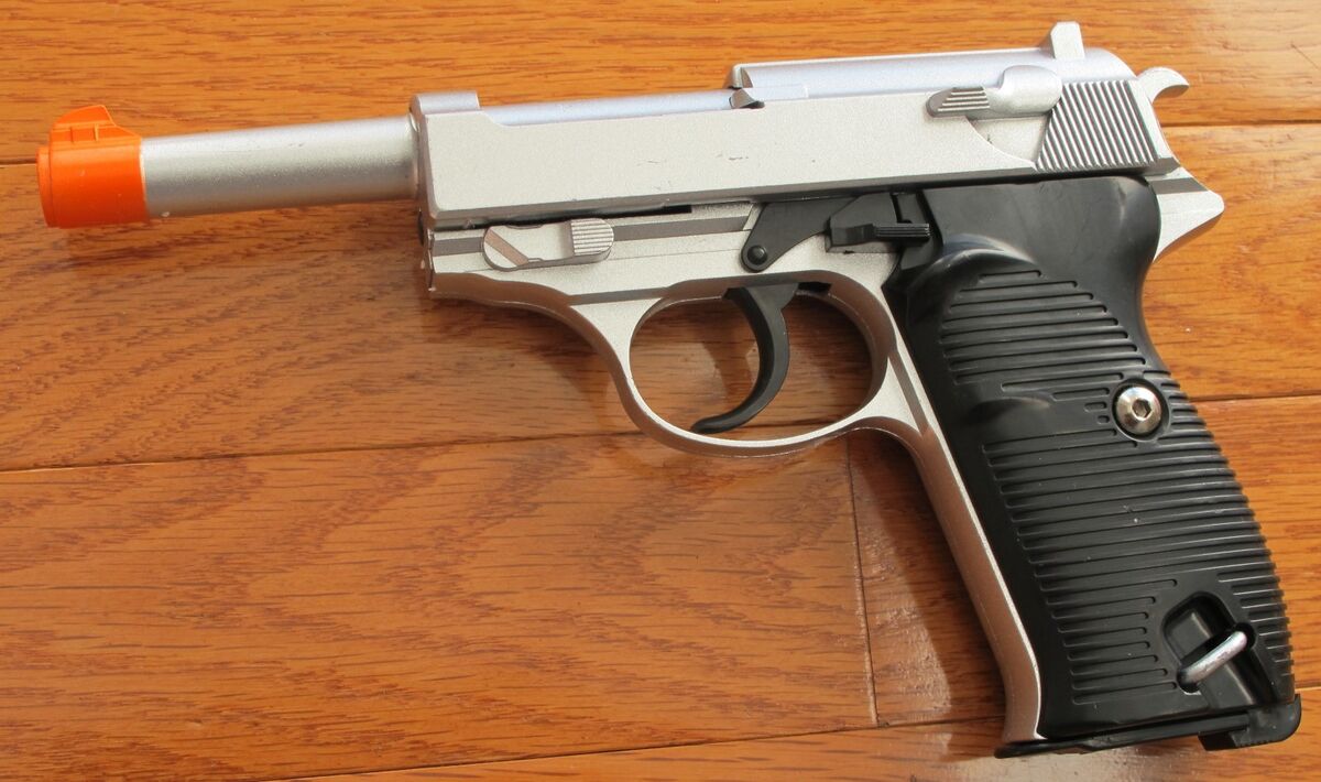 Full Metal Body,& Metal Magazine Walther P38 Airsoft Spring Full Metal Body,& Metal Magazine Walther P38 Airsoft Spring