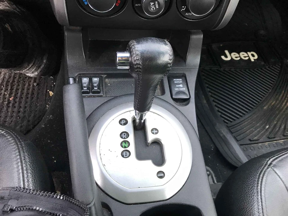 Used Automatic Transmission Assembly fits: 2006 Mitsubishi Galant AT 3.8L 6 cyli - Image 2 of 4