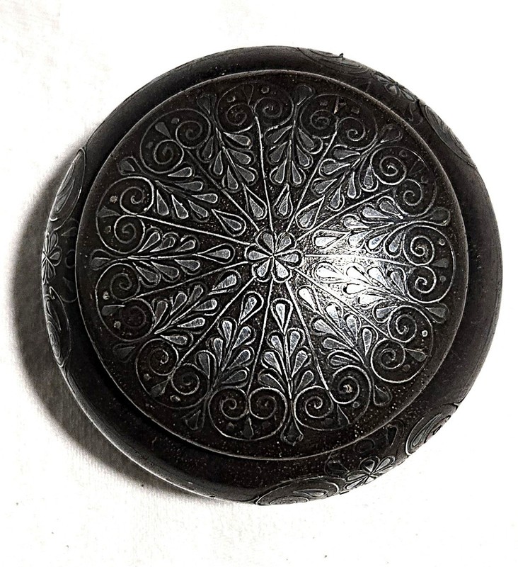 Round Wooden Snuff Box Inlaid w/ Silver on Top & Sides 2-1/4" dia. x 1-1/4" 30gr