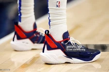 Michigan Wolverines Tim Hardaway Game Worn Shoes Jordan Why Not ZER0.4 Size 14