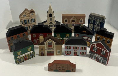 The Cat's Meow Village 1980's Lot Of 14 Wood Shelf Sitters ~ Various Series  GUC