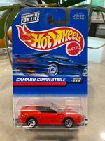 1997 Hot Wheels Mainline/Collector #344 Camaro Convertible Rot, Chrome 5-Spoke