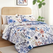 Elegant Blue Floral Quilt Set King Size - 3 Piece Lightweight Bedding for All...