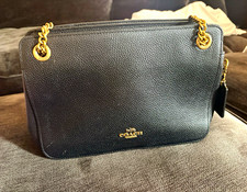 Borsa a tracolla Coach in pelle nera con ciottoli e zip tracolla catena oro