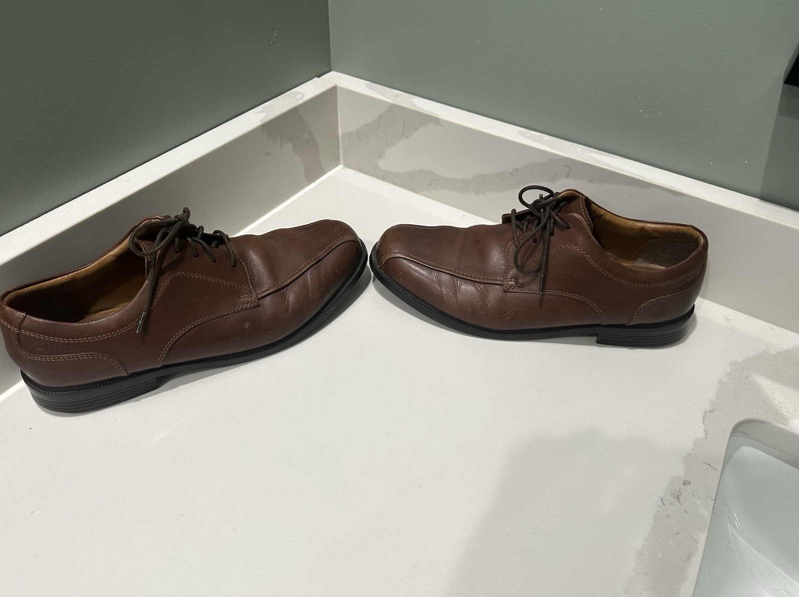 SAOLA Scarpe eleganti Clarks uomo Beeston Stride Oxford taglia 9M pelle marrone