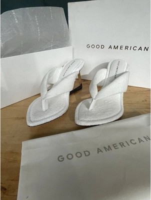 Good American White Terry Thong Slip-On Block Heel Sandals Women s US 7