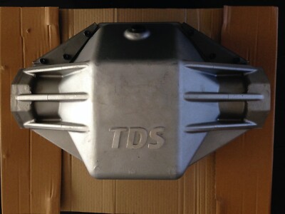 NEW FORD 9'' INCH TDS ALUMINUM CENTER HOUSING REAR 8 BOLT OCTAGON