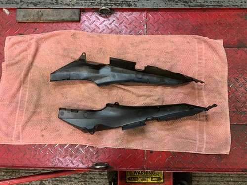 HONDA NC 750S SEITENVERKLEIDUNG HINTEN RECHTS & LINKS - Bild 2 von 2