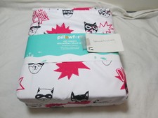 New Pillowfort CAT CAPERS Vivid Microfiber Full Sheet Set  Pink and Ebony Black