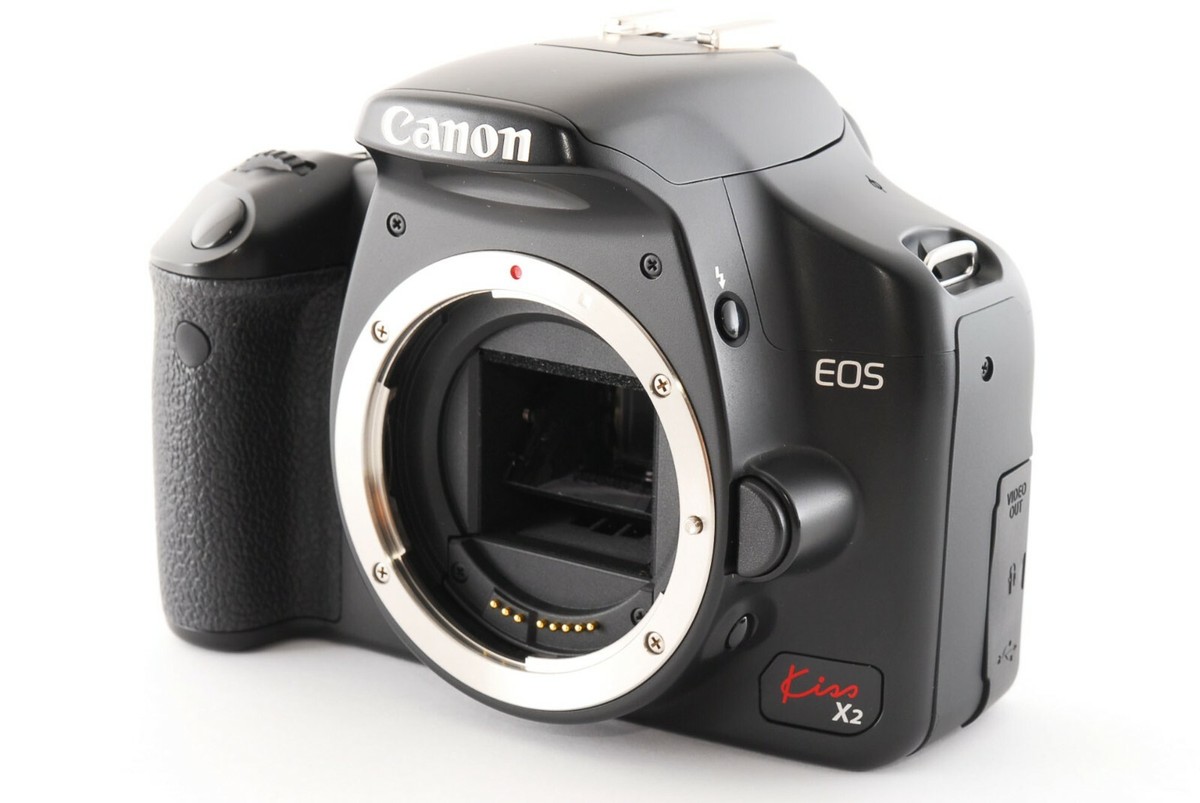 Canon EOS Kiss X2 Digital SLR Camera w/18-55mm Lens [Near Canon EOS Kiss X2 Digital SLR Camera w/18-55mm Lens [Near