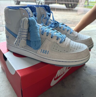 Size 11.5- Nike Blazer  display picture 3