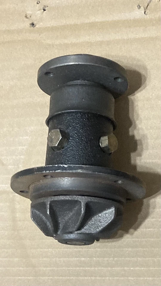 For Mercedes 190 190DC 220D 220SB Greasable Water Pump 1212000620, 1212000220 - Изображение 3 из 4