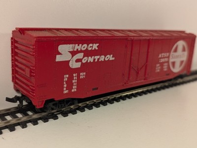 Tyco HO Scale Santa Fe ATSF 12079 ''Shock Control'' Box Car