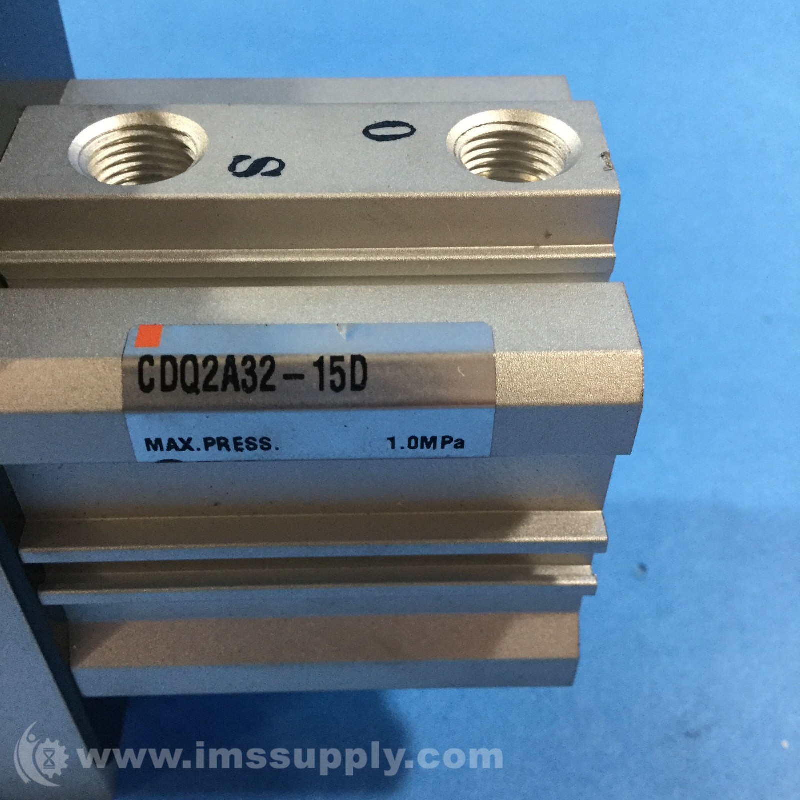 SMC MHT2-32D Toggle Gripper FNOB