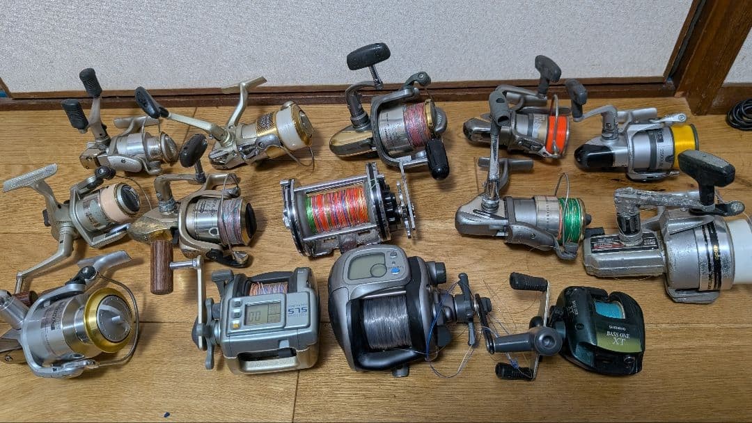 SHIMANO DAIWAスピニングリール14個まとめ売り SHIMANO DAIWA spinning reel 14 pieces bulk sale | eBay