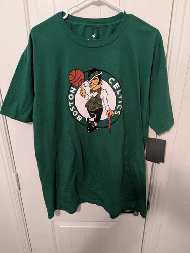 Boston Celtics Kemba Walker Tshirt NWT Men's 2XL