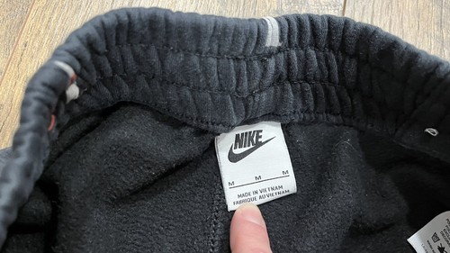 Nike Jungen Jogginghose Jogger, Größe M, schwarz rot - Bild 5 von 7