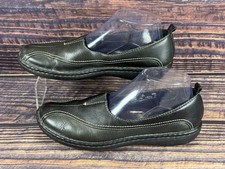 Clarks Womens Black size 8M Slip-On With Contrast Stitching Leather Shoes