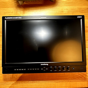 Flanders Scientific CM171 17β³ Reference Production Monitor β Excellent Condition