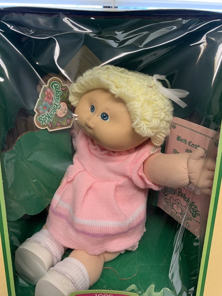 Vintage 1985 Cabbage Patch Kid, Rosie Veronica New In Box  - Image 2 of 4
