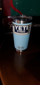 sky blue yeti 20 oz tumbler