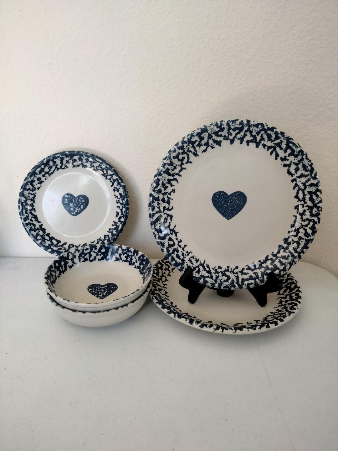 Sixpiece Folk Craft Blue Hearts by "Tienshan" Cereal Bowls/Salad