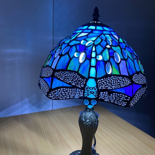 Blue Tiffany Table Lamp Dragonfly Style Stained Glass Shade Multicolor - Foto 3 di 11