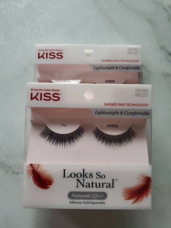 Kiss Looks So Natural Eyelashes 60483 KFL01 2 Packs
