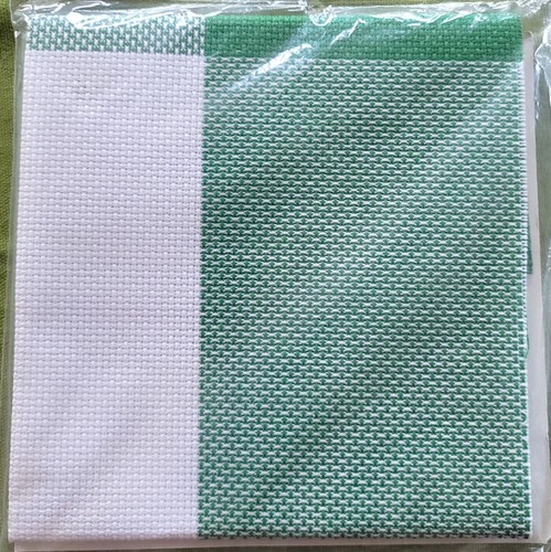 Hopscotch Cross Stitch Aida Cotton Fabric Plaid 14 Count Green White 15x15" NEW - Picture 2 of 3