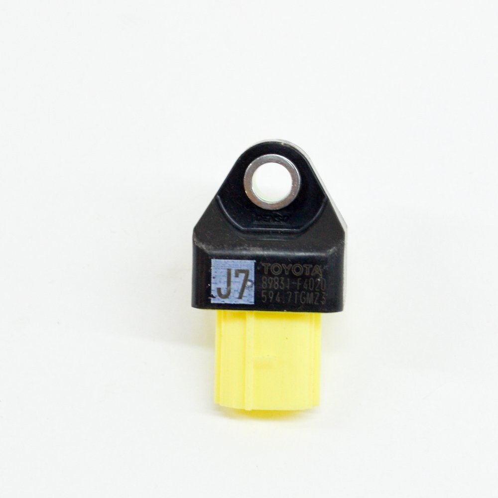TOYOTA C-HR AX10 1.8 Hybrid Rear Right Crash Impact Sensor 89831